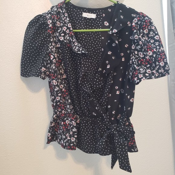 Mine Flowy Cropped Blouse Size Small - Picture 2 of 8
